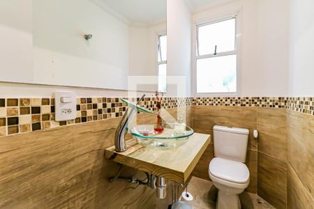 Lavabo de casa de condomínio à venda com 3 quartos, 180m² em Rio Pequeno, São Paulo