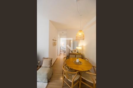 Corredor de apartamento para alugar com 2 quartos, 60m² em Jardim Tupanci, Barueri