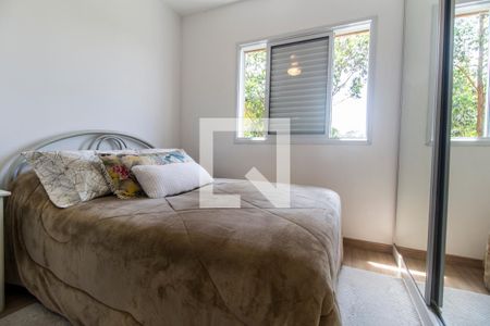 Quarto 2 de apartamento à venda com 2 quartos, 60m² em Jardim Tupanci, Barueri