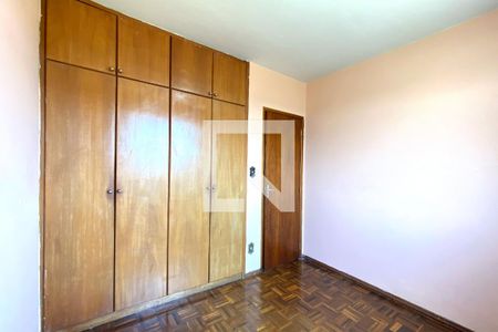 Quarto 2 de casa à venda com 3 quartos, 75m² em João Pinheiro, Belo Horizonte