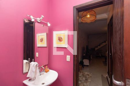 Lavabo de casa para alugar com 3 quartos, 109m² em Vila Irmaos Arnoni, São Paulo