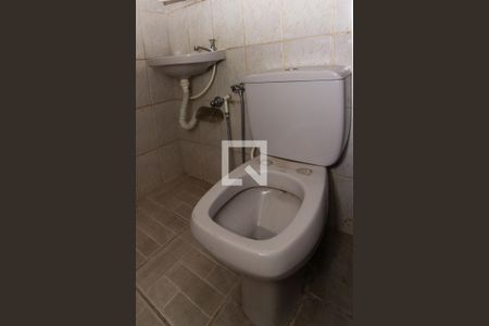 Banheiro de casa para alugar com 1 quarto, 70m² em Bento Ribeiro, Rio de Janeiro