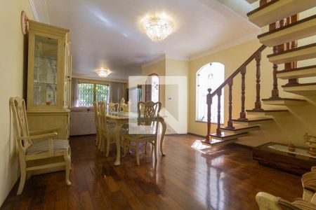 Sala de casa à venda com 4 quartos, 251m² em Chácara Santo Antônio (zona Leste), São Paulo