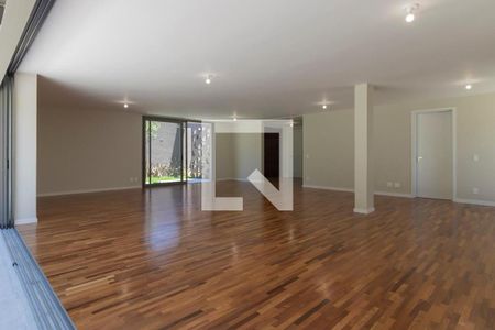 Foto 14 de casa à venda com 5 quartos, 370m² em Alto de Pinheiros, São Paulo