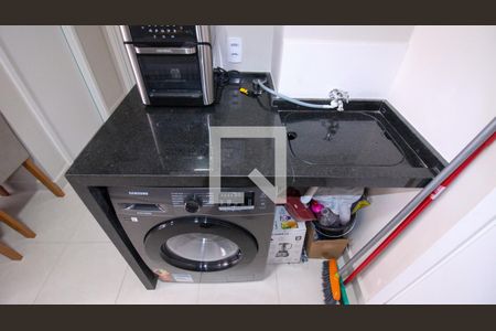 Sala/Cozinha de apartamento à venda com 2 quartos, 32m² em Vila Graciosa, São Paulo