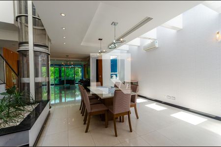 Salada de Jantar de casa à venda com 7 quartos, 600m² em City América, São Paulo