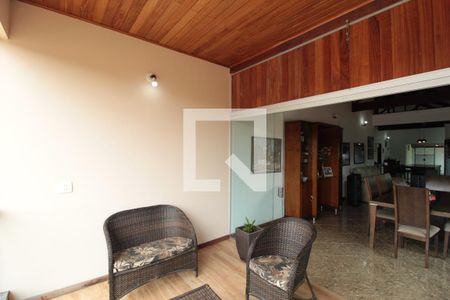 Varanda  de casa à venda com 8 quartos, 504m² em Braúnas, Belo Horizonte