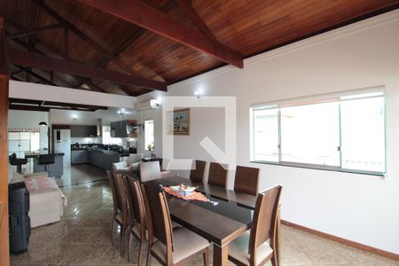 Sala/Cozinha de casa à venda com 8 quartos, 504m² em Braúnas, Belo Horizonte