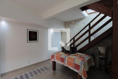 Área de Serviço  de casa à venda com 8 quartos, 504m² em Braúnas, Belo Horizonte