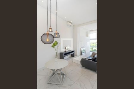 Sala de apartamento para alugar com 1 quarto, 85m² em Cidade Monções, São Paulo