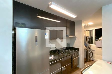 Cozinha de apartamento à venda com 2 quartos, 60m² em Boa Vista, Belo Horizonte