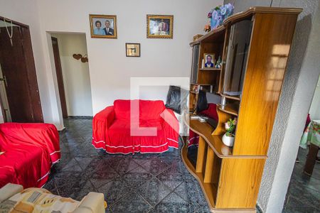 Sala de casa à venda com 3 quartos, 360m² em Jardim Guanabara, Belo Horizonte