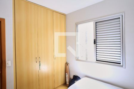 Quarto 1 de apartamento para alugar com 3 quartos, 173m² em Santo Antônio, Belo Horizonte