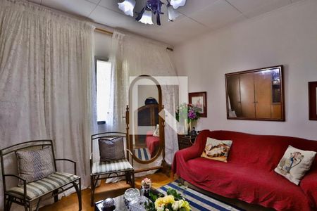 Quarto 2 de casa à venda com 3 quartos, 350m² em Vila Bertioga, São Paulo