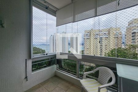 varanda de apartamento para alugar com 3 quartos, 89m² em Parque Enseada, Guarujá