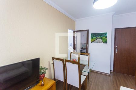 Sala de apartamento para alugar com 2 quartos, 50m² em Sagrada Família, Belo Horizonte