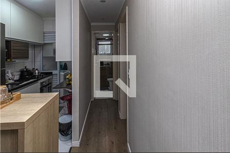 Corredor de apartamento à venda com 2 quartos, 49m² em Jardim Patente, São Paulo