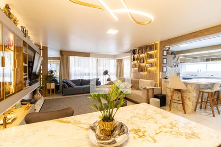 Sala de apartamento à venda com 3 quartos, 165m² em Cristal, Porto Alegre