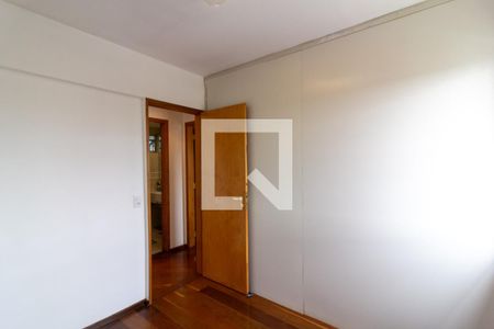 Quarto 1 de apartamento para alugar com 2 quartos, 65m² em Jardim Taquaral, São Paulo