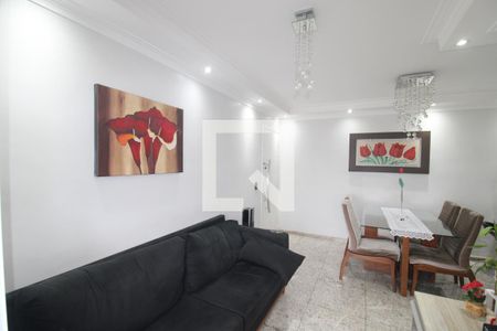 Sala de apartamento para alugar com 2 quartos, 51m² em Parque Maria Domitila, São Paulo