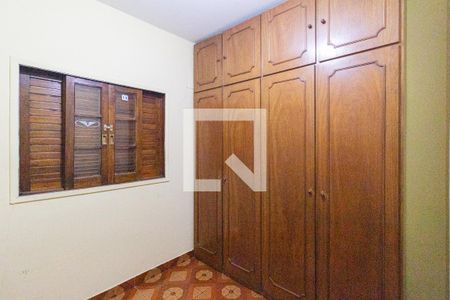 Quarto 2 de casa à venda com 4 quartos, 160m² em Jardim das Flores, Osasco