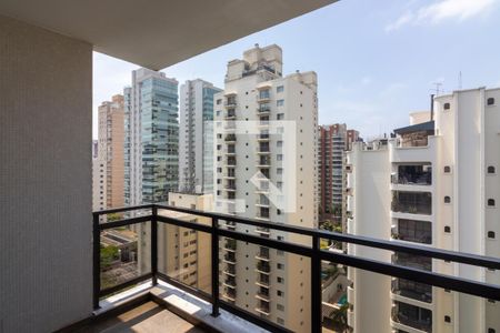 Varanda de apartamento à venda com 3 quartos, 240m² em Indianópolis, São Paulo