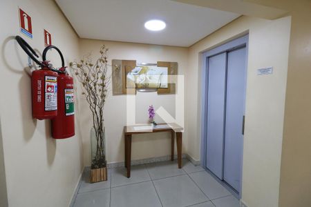 Hall social de apartamento à venda com 2 quartos, 60m² em Vila Gustavo, São Paulo