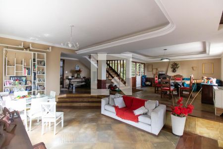 Sala de casa para alugar com 5 quartos, 800m² em Badu, Niterói