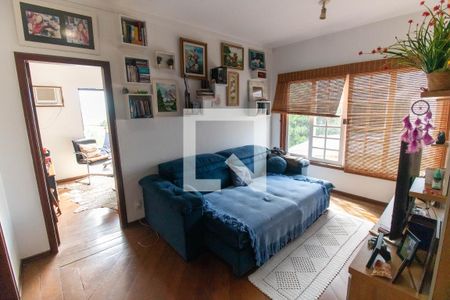 Hall de casa para alugar com 5 quartos, 800m² em Badu, Niterói