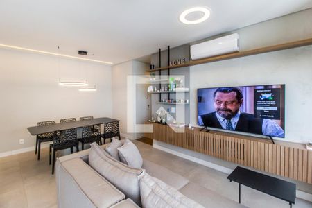 Sala de apartamento à venda com 2 quartos, 69m² em Alphaville, Barueri