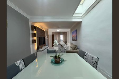 Sala de casa à venda com 3 quartos, 130m² em Vila Linda, Santo André