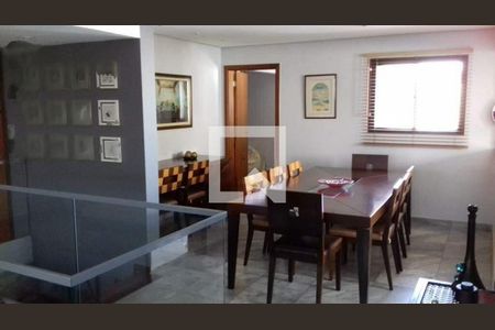 Apartamento à venda com 4 quartos, 330m² em Cambuí, Campinas