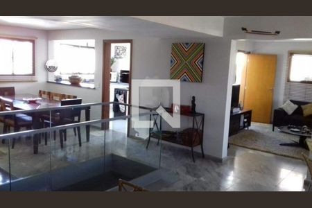 Apartamento à venda com 4 quartos, 330m² em Cambuí, Campinas