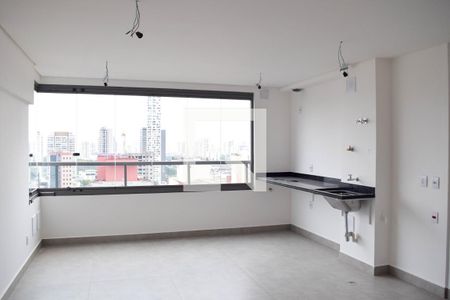 Sala/Cozinha de apartamento para alugar com 2 quartos, 63m² em Vila Azevedo, São Paulo