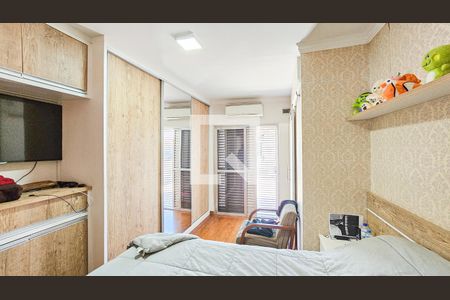 Suíte de casa à venda com 3 quartos, 185m² em Cipava, Osasco