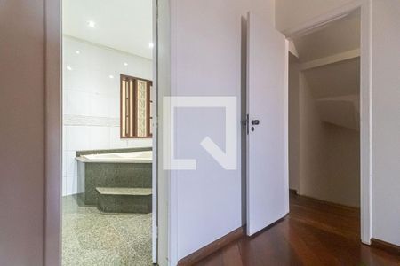 Suíte de casa de condomínio à venda com 3 quartos, 241m² em Anil, Rio de Janeiro