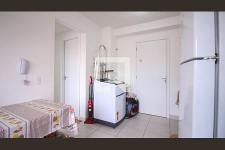 Sala/Cozinha de apartamento para alugar com 2 quartos, 32m² em Vila Graciosa, São Paulo