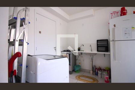 Sala/Cozinha de apartamento para alugar com 2 quartos, 32m² em Vila Graciosa, São Paulo