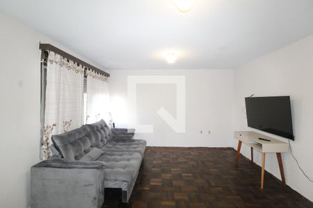 Sala de casa à venda com 3 quartos, 297m² em São Geraldo, Porto Alegre