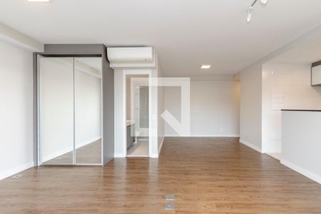 Sala/Quarto de apartamento à venda com 1 quarto, 58m² em Santo Amaro, São Paulo