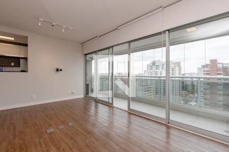 Sala/Quarto de apartamento à venda com 1 quarto, 58m² em Santo Amaro, São Paulo