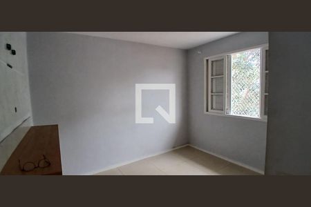 Casa à venda com 3 quartos, 138m² em Vila Romano, São Paulo