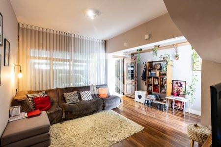 Casa à venda com 2 quartos, 129m² em Vila Ipojuca, São Paulo