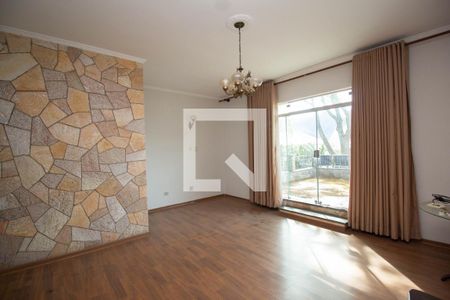 Sala de casa para alugar com 5 quartos, 300m² em Jaraguá, São Paulo