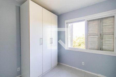 Quarto 1 de apartamento para alugar com 2 quartos, 70m² em Nonoai, Porto Alegre