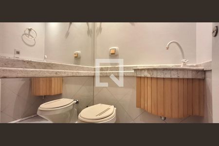Lavabo de apartamento para alugar com 5 quartos, 316m² em Centro, Florianópolis