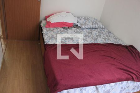 Quarto 1 de apartamento à venda com 2 quartos, 38m² em Jardim Rosa de Franca, Guarulhos