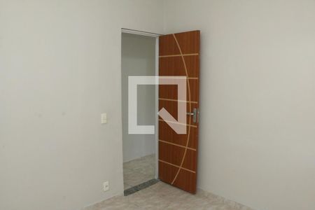 Quarto 2 de casa para alugar com 2 quartos, 75m² em Comendador Soares, Nova Iguaçu