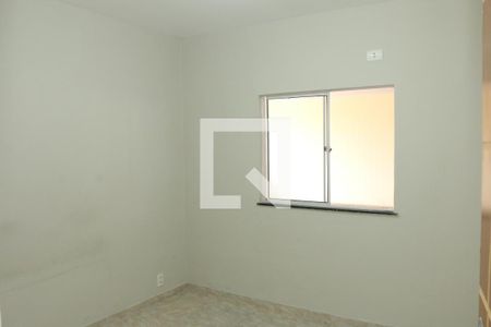 Quarto 1 de casa para alugar com 2 quartos, 75m² em Comendador Soares, Nova Iguaçu
