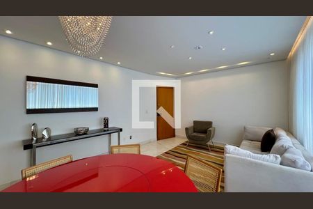 Sala de apartamento à venda com 3 quartos, 200m² em Lourdes, Belo Horizonte